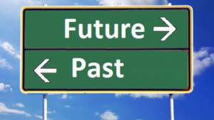 Future Past sign, leading to blog post Leading in 2021: Looking-back or Leaning-forward?